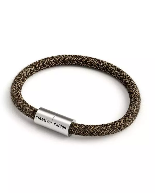 Bracelet with Matt silver magnetic clasp and RN04 cable