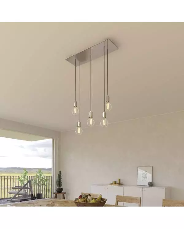 5 lichts-hanglamp voorzien van XXL rechthoekige Rose-One 675 mm compleet met strijkijzersnoer en metalen afwerking